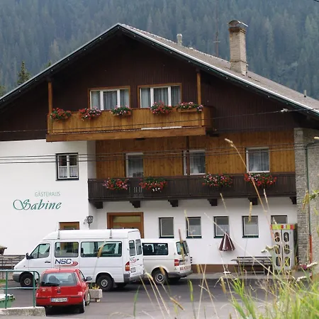Appartementhaus Sabine * Obertilliach